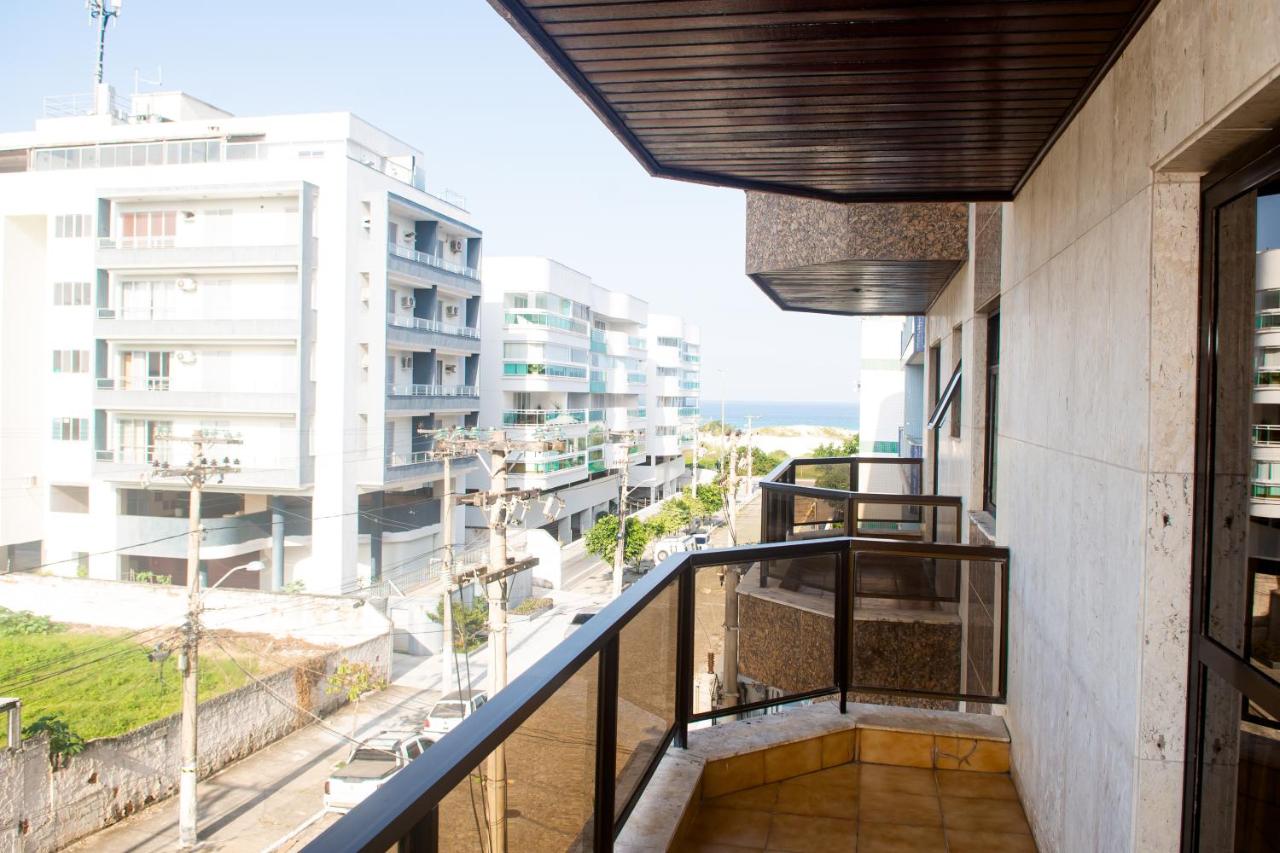Apto 3 Quartos Quadra da Praia do Forte c/ vista - B&B