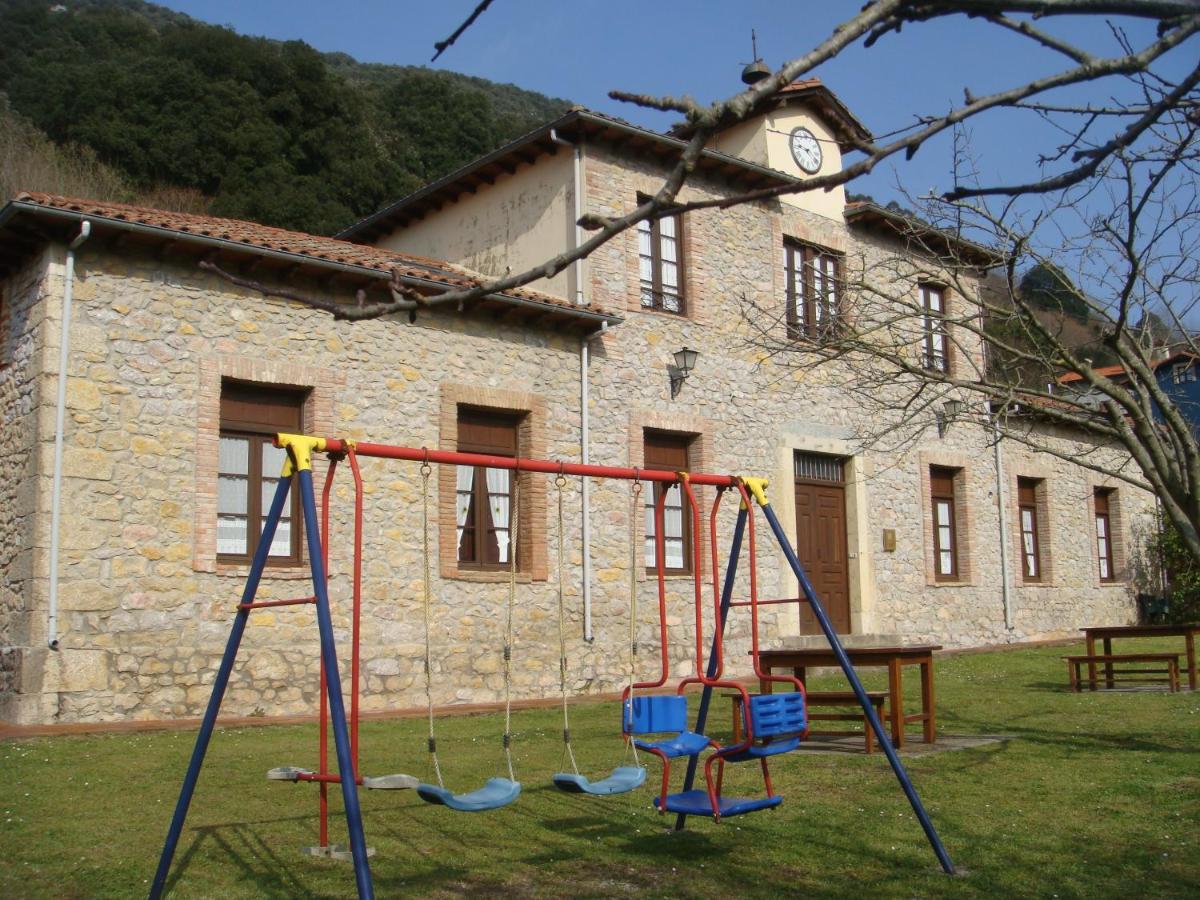 Apartamentos Rurales La Escuela - Chambres d’hôtes