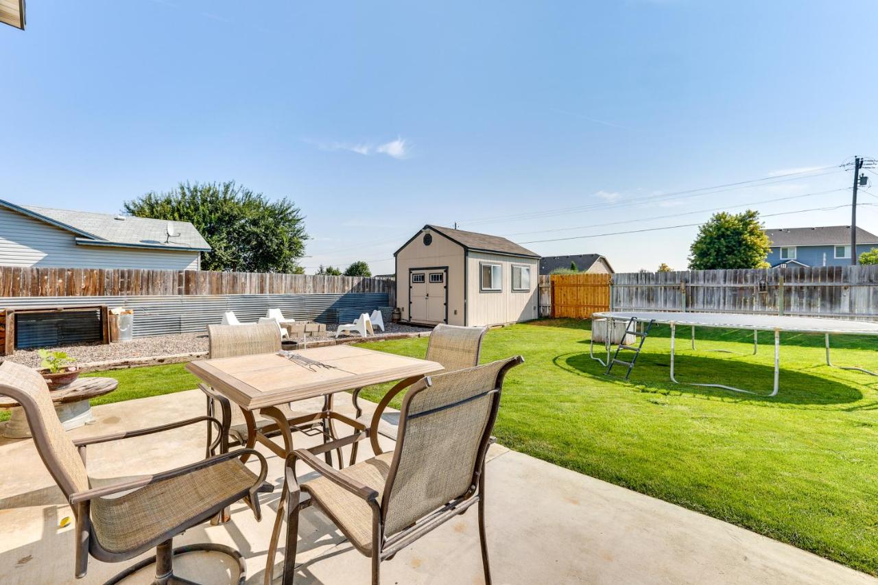 B&B Nampa - Charming Nampa Home with Backyard and Grill! - Bed and Breakfast Nampa