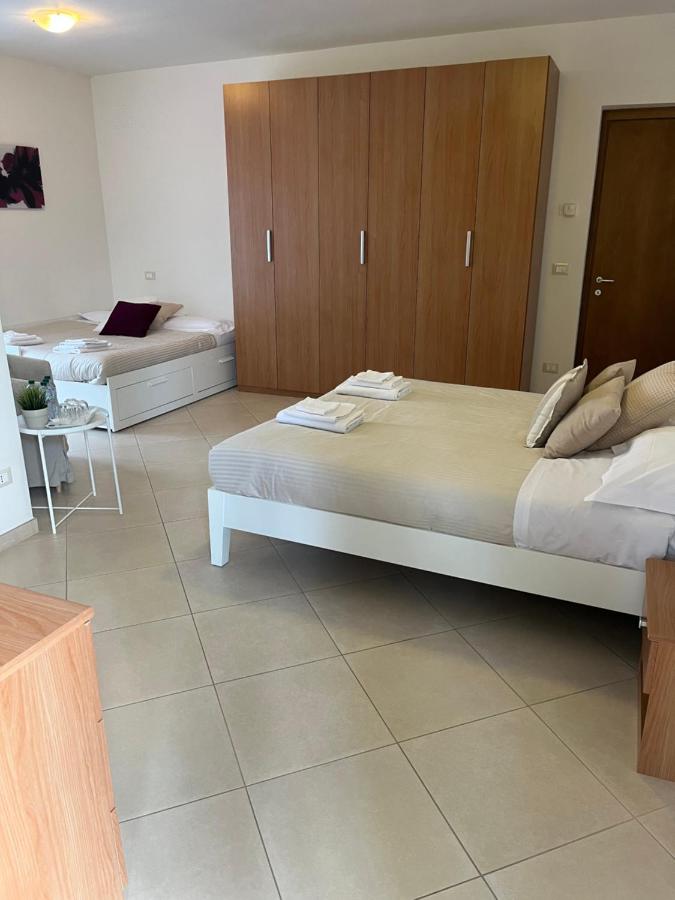 Quadruple Room with Private Bathroom
