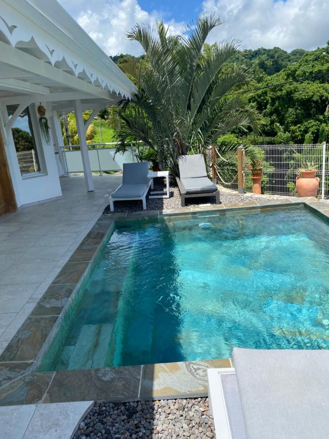 B&B Le François - Les Appart villa Sunbay Caraibes avec piscine privative vue mer et montagne - Bed and Breakfast Le François