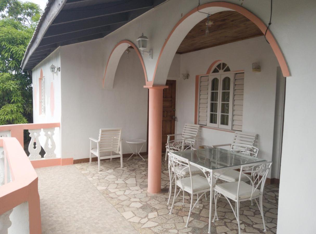 Cozy Family Inn - B&B