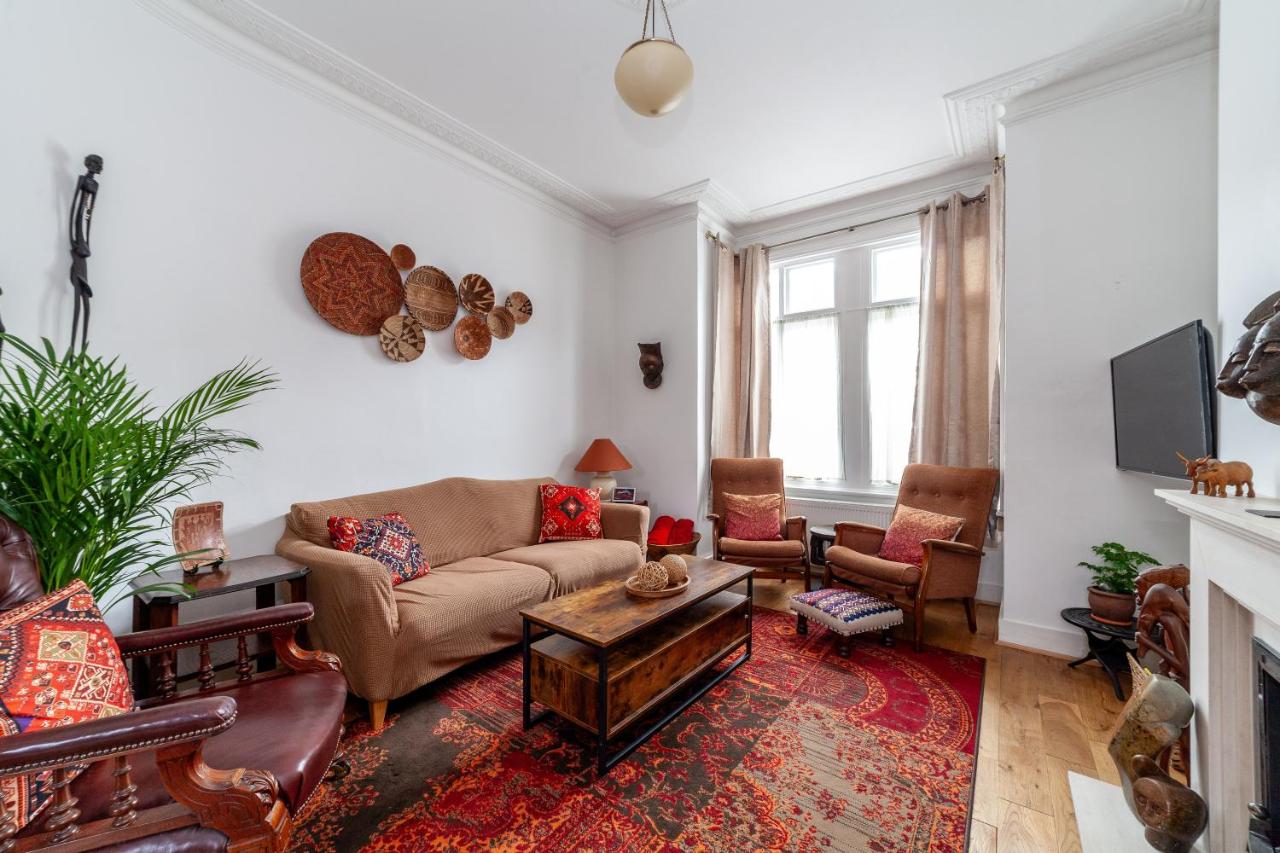 B&B London - Charming Terraced 3BR House, 5 min Hither Green St - Bed and Breakfast London