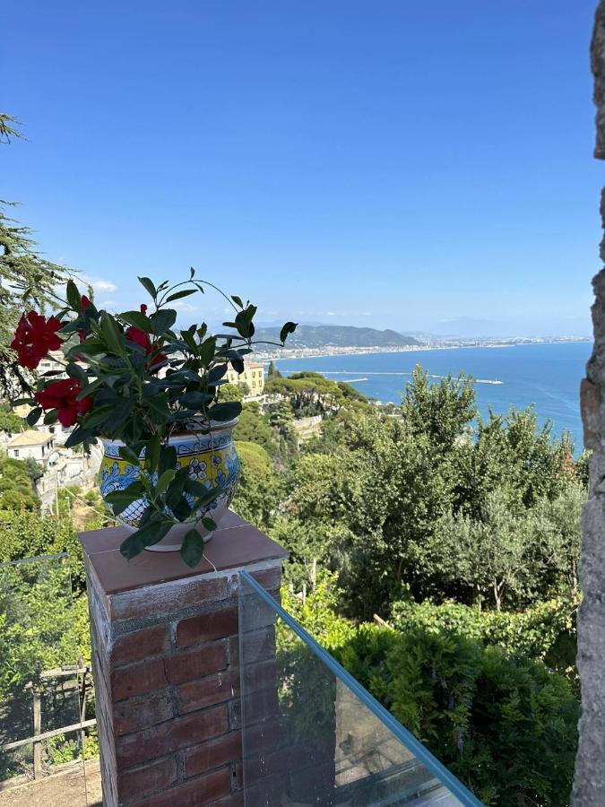 Deluxe Suite with Sea View