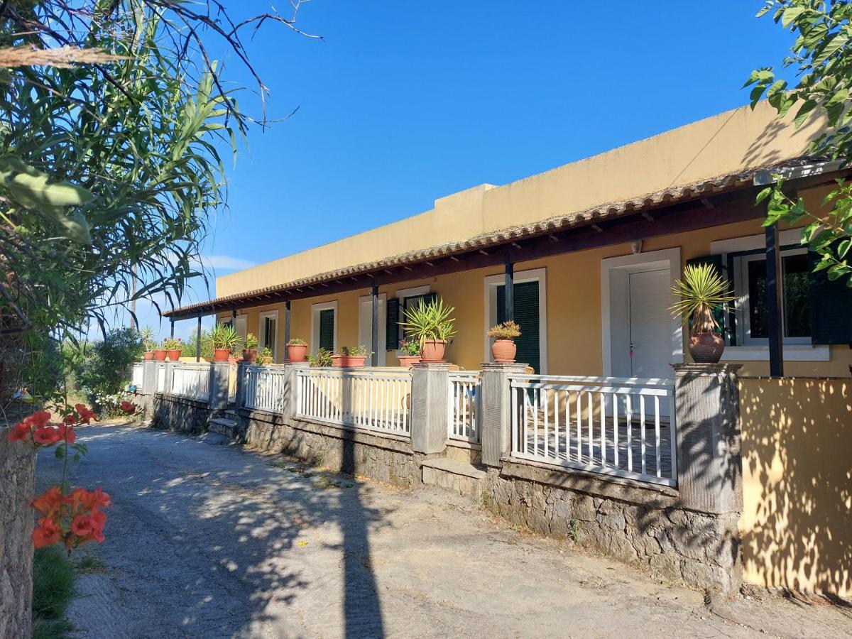 Kidonakia Apartments - Chambres d’hôtes