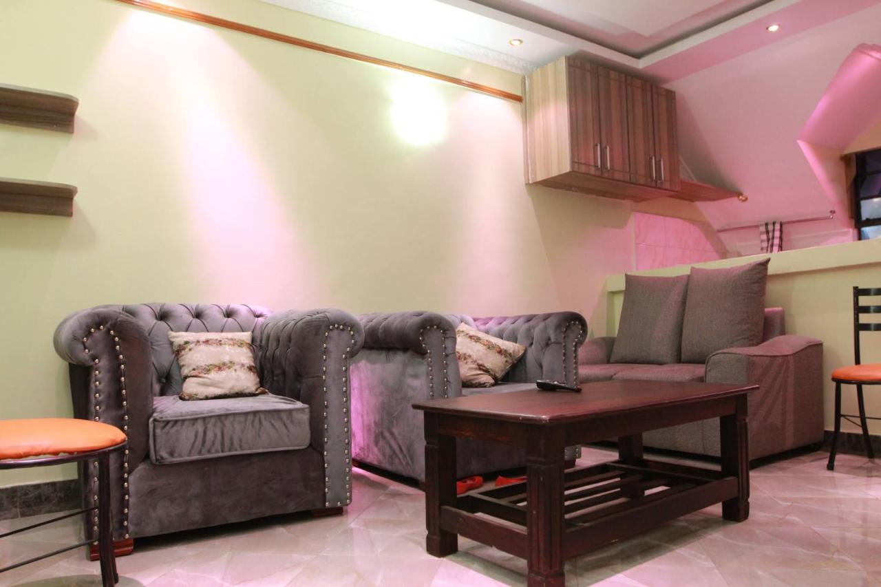 B&B Nairobi - Zedek Furnished Apartment 301 - Bed and Breakfast Nairobi