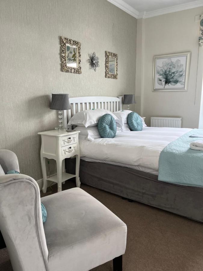 Standard Double Room-Port Eynon Bay
