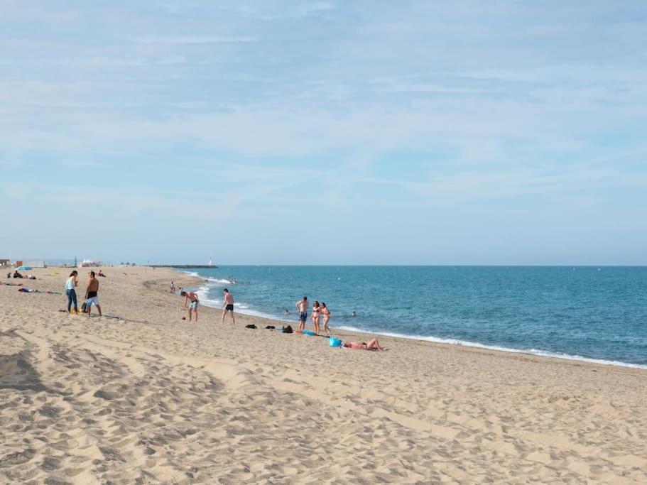 T3 - parking - plage / 6 personnes - B&B