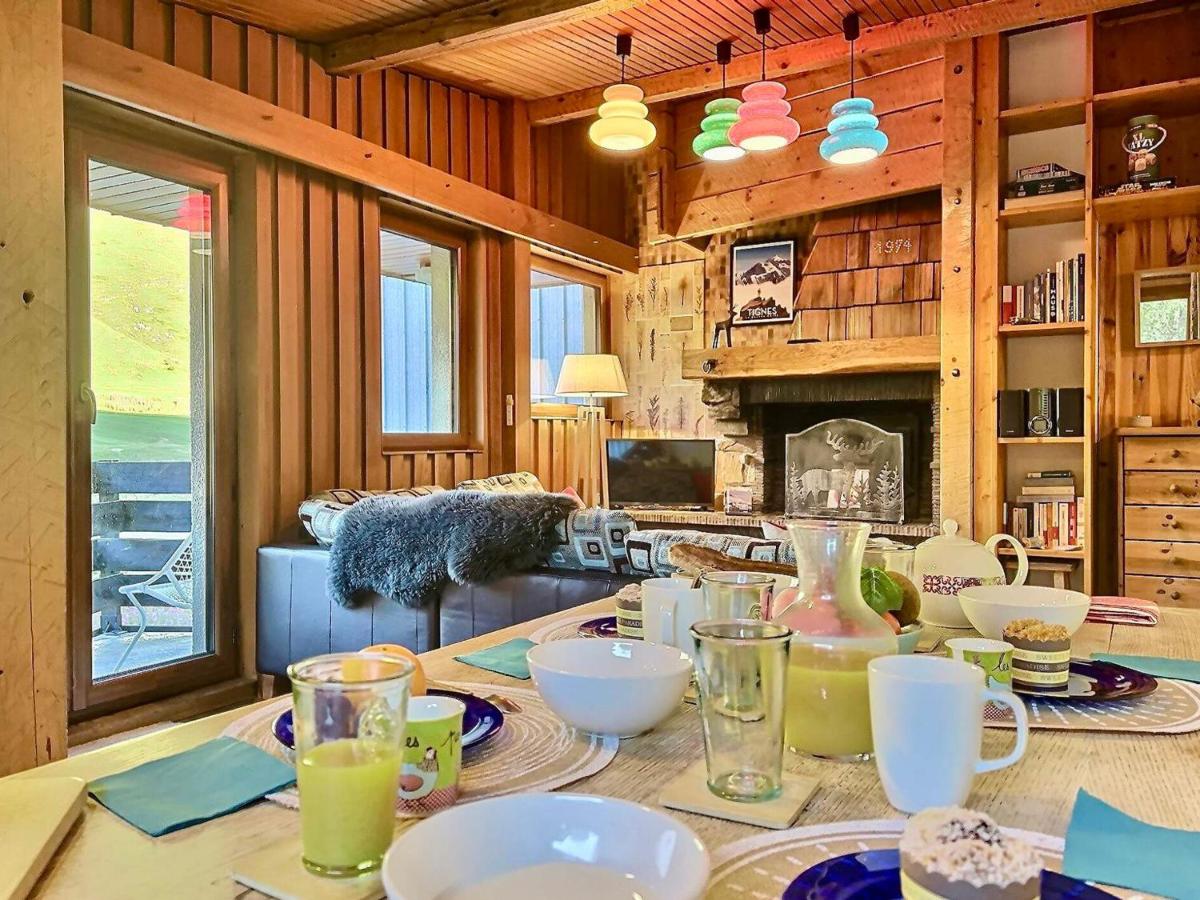 Spacieux 2 pièces cabine avec balcon, WiFi et cheminée à Tignes - FR-1-411-678 - B&B