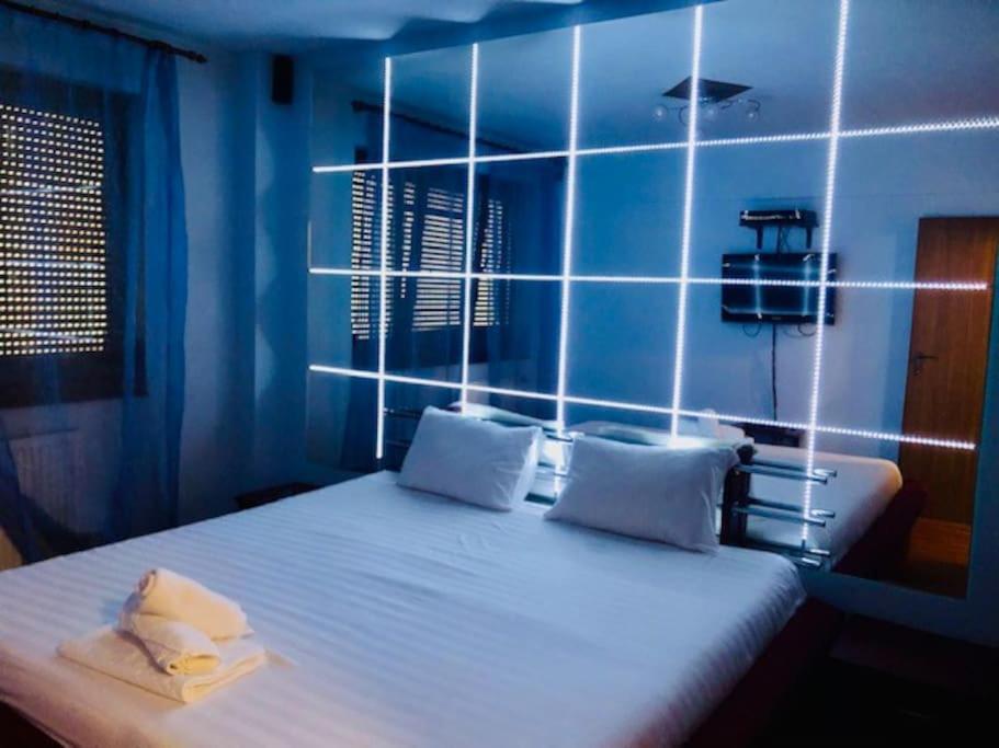 Joy City Stay Republicii 19 - B&B