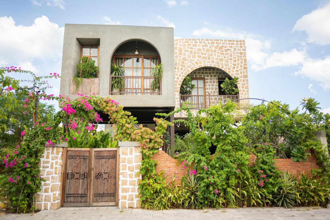 Me Villa Hoi An - B&B