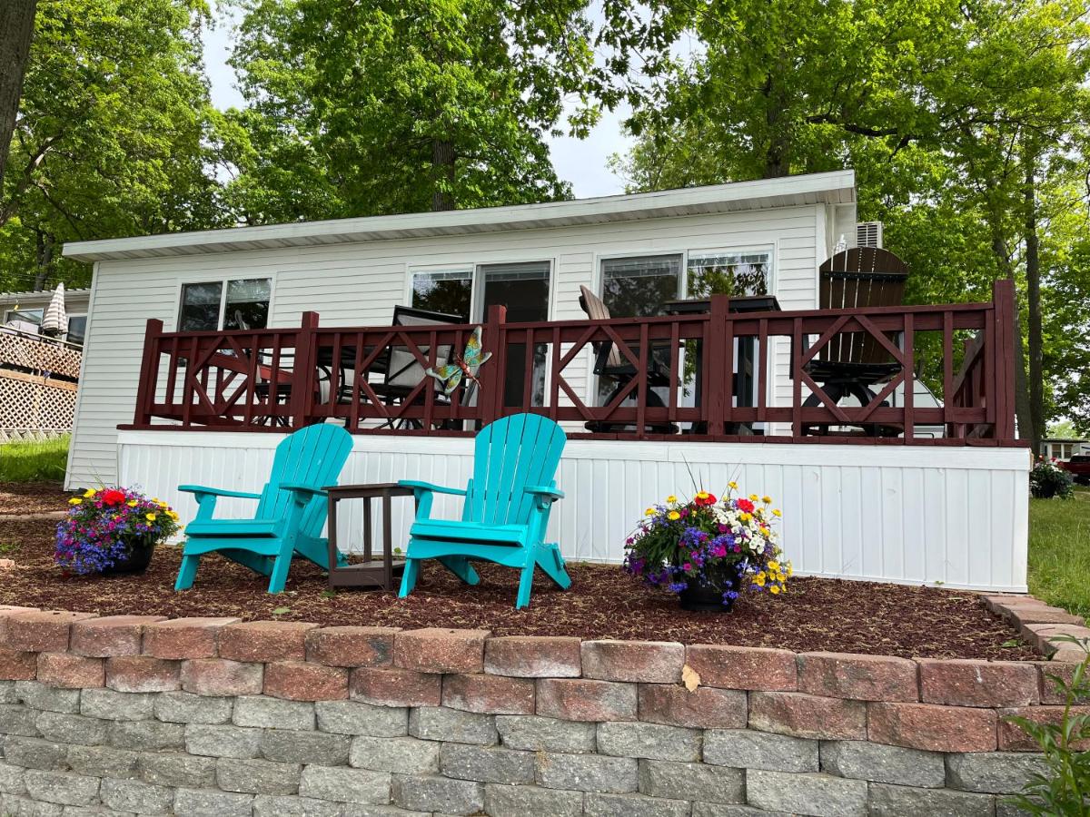 B&B Greenville - Knotty Pine Haven C1 - Bed and Breakfast Greenville