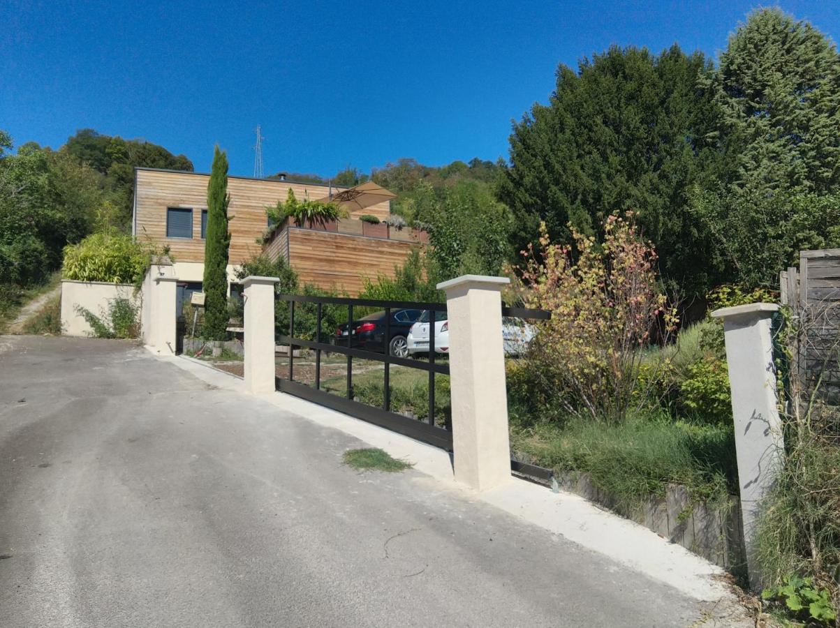 Maison d'architecte avec vue sur Sens - B&B