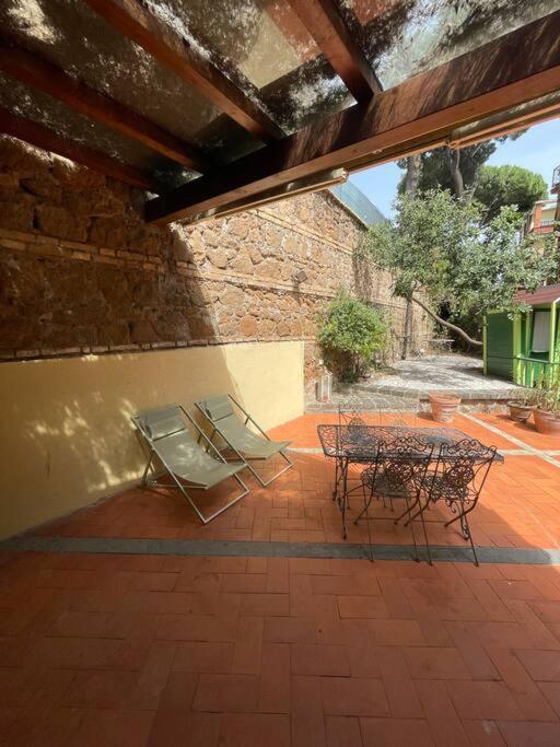 La Dolce VIta - The Secret Terrace - B&B Roma