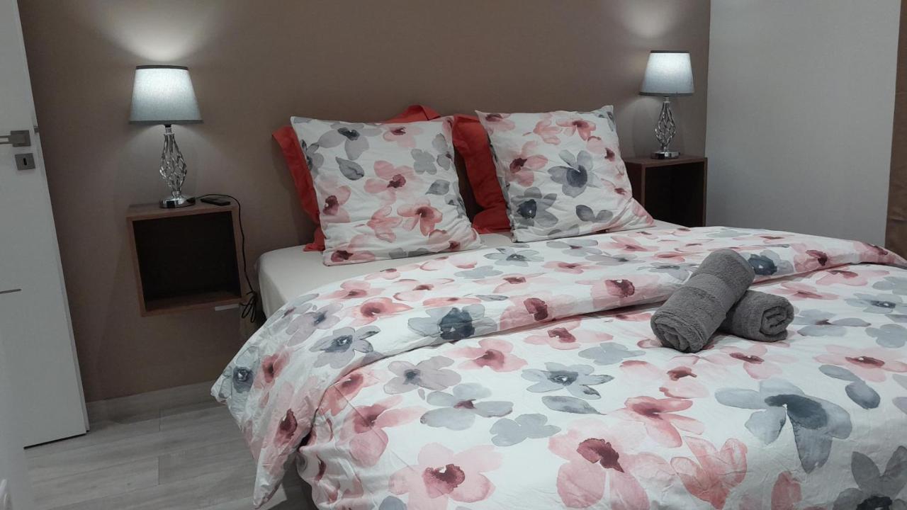 Appartamento con 2 Camere da Letto