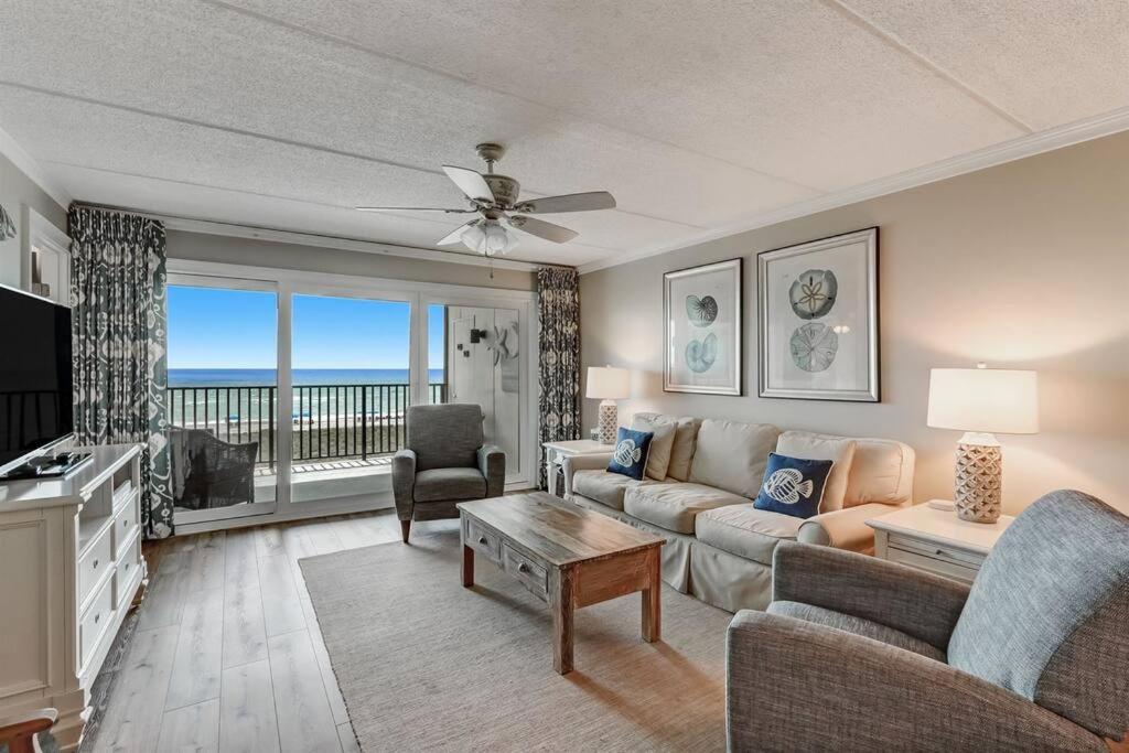 B&B Fernandina Beach - Unobstructed Oceanfront View-Direct Beach Access-Oceanfront Pool-Amelia South D3 - Bed and Breakfast Fernandina Beach