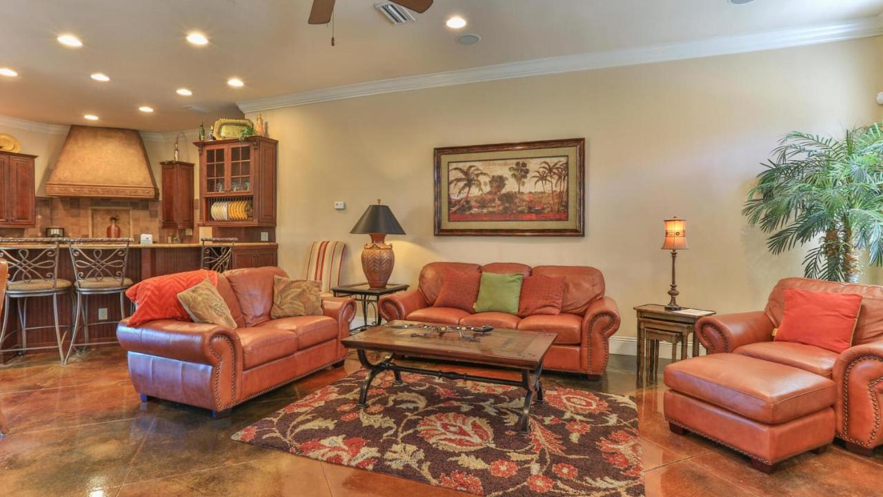 Monaco - Easy beach access dogs welcome gated community large pool - B&B Destin