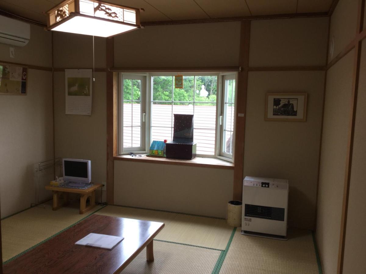 Economy Japanese-Style Quadruple Room with Shared Bathroom - Non-Smoking
