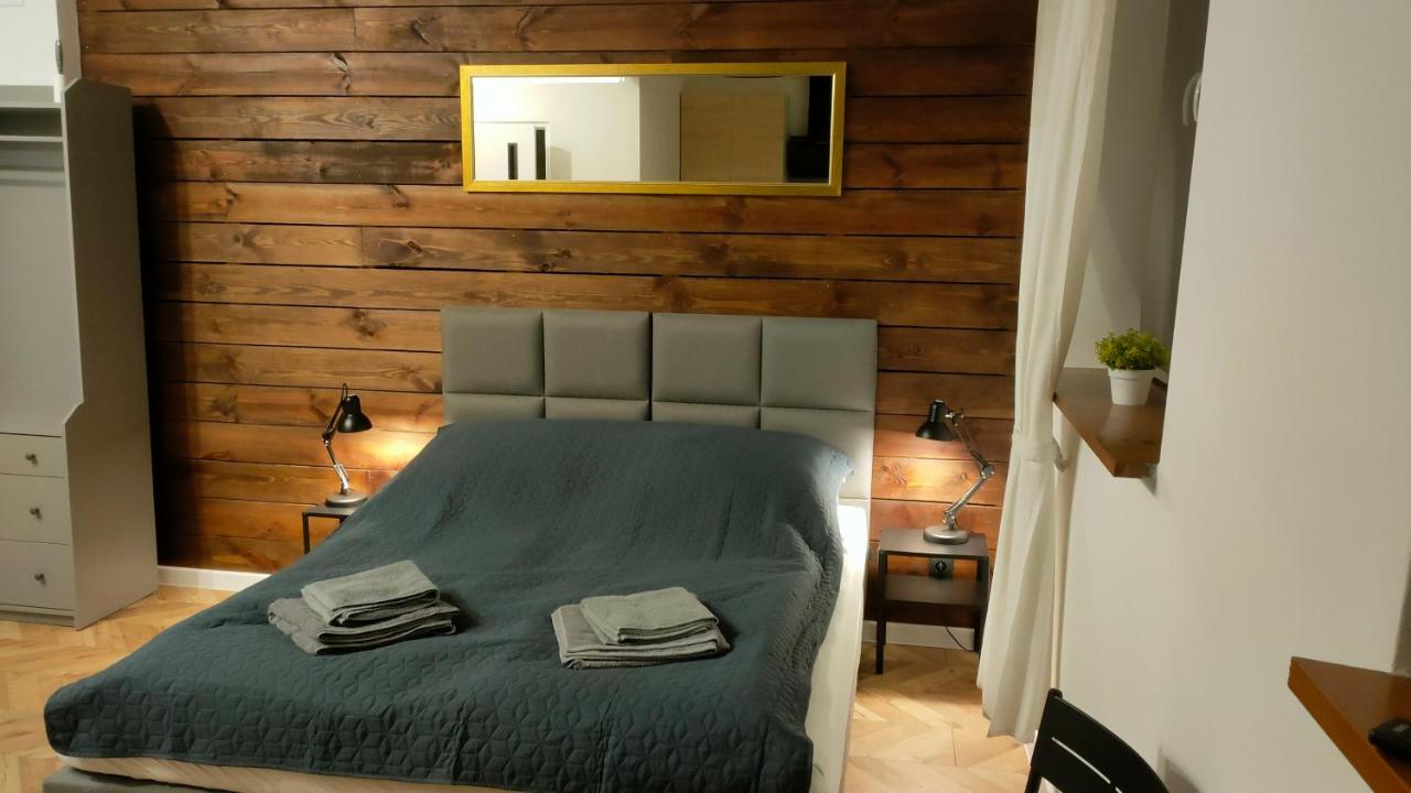 Studio Dąbrowa Żeromskiego - B&B