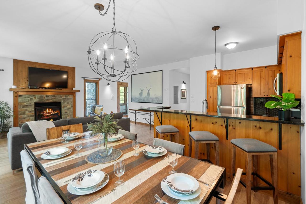 Les Falaises Tremblant - Ski Inout Condo W2bdrs - B&B