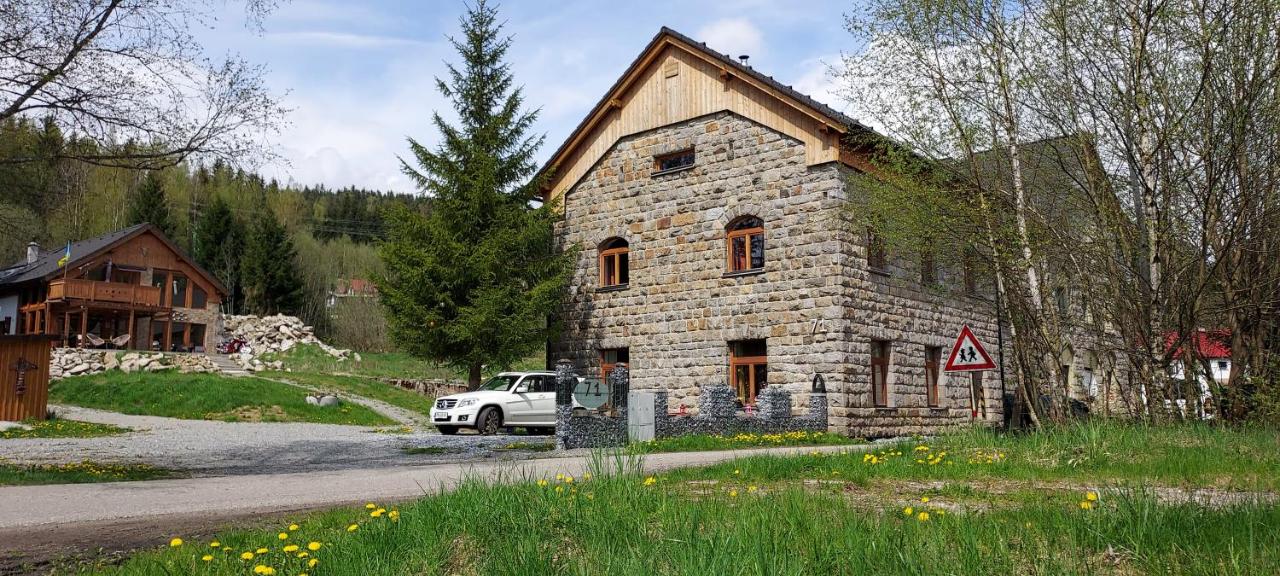 Apartmány KIENBERG N71 pod Lipenskou hrází - Ferienwohnung Lipno nad Vltavou