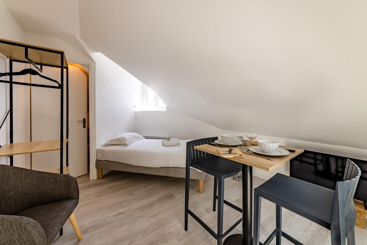 La scène - Wifi - Université - B&B