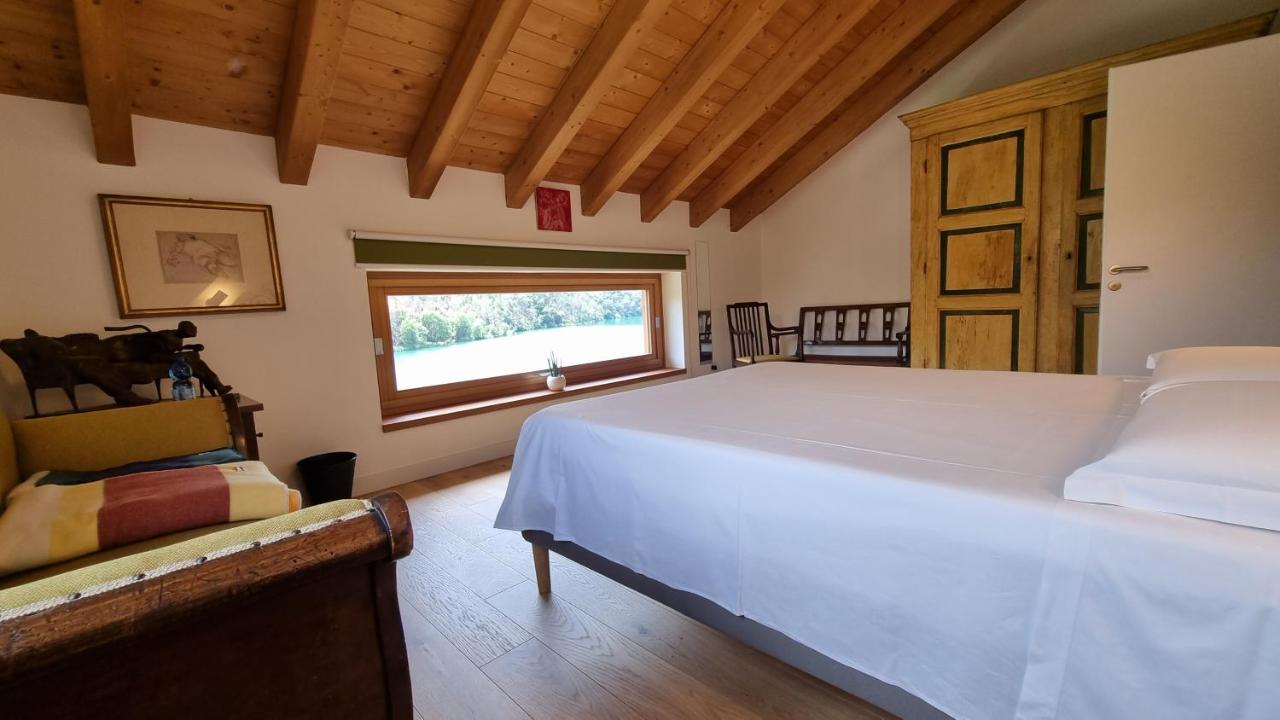 Queen Room with Spa Bath