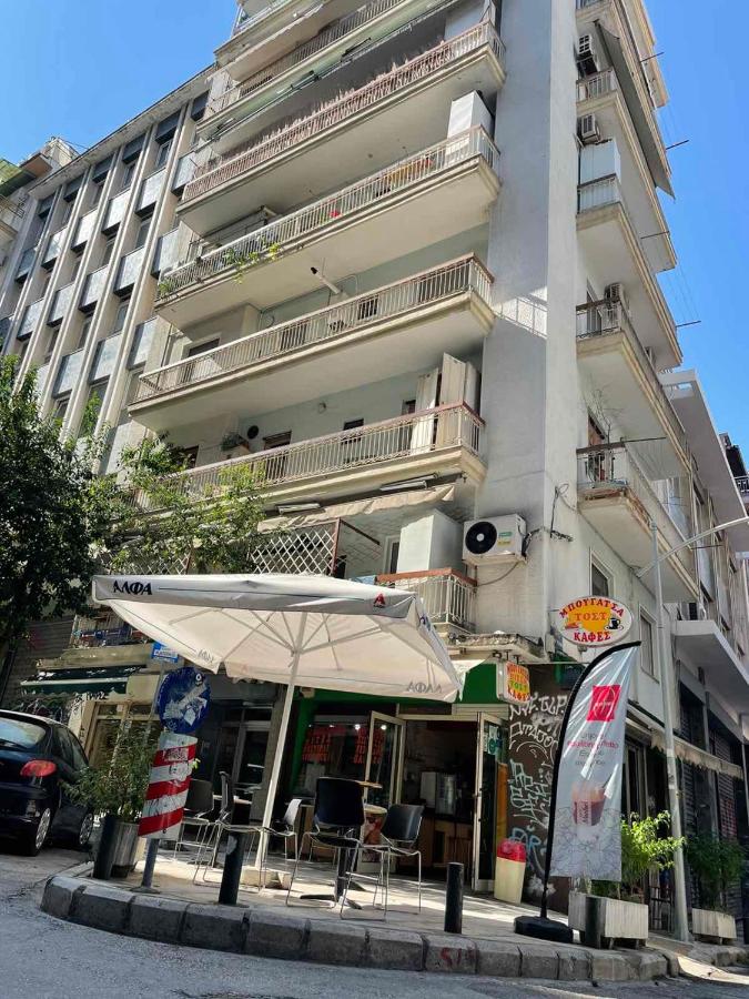 Flowery Penthouse in city centre of Thessaloniki - Chambres d'hôtes Thessalonique