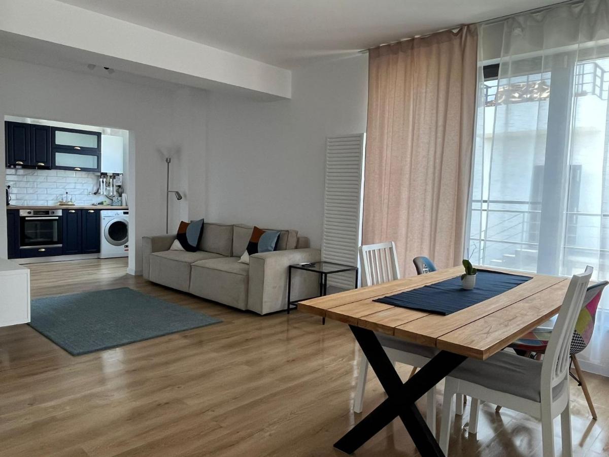 Sky Residence Airport or Therme Spa no 10 - B&B