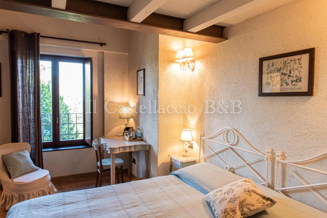 Tweepersoonskamer met 1 of 2 Bedden en Eigen Badkamer