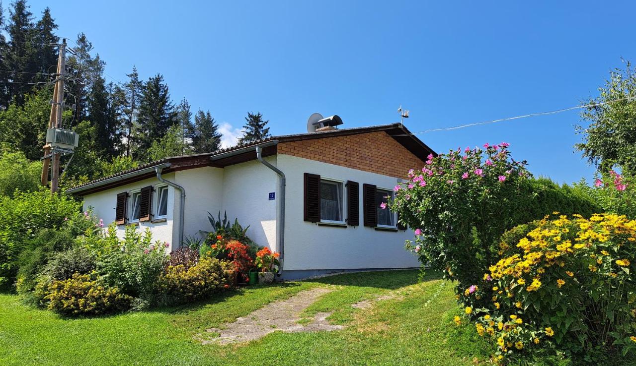 Bungalow Raschun Grabelsdorf Etruskerweg 12 / 9122 St. Kanzian - B&B