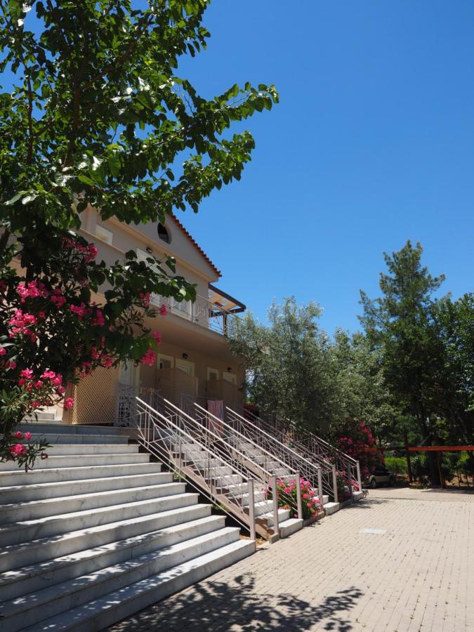 Appartamento con 1 Camera da Letto e Vista Mare e Montagna