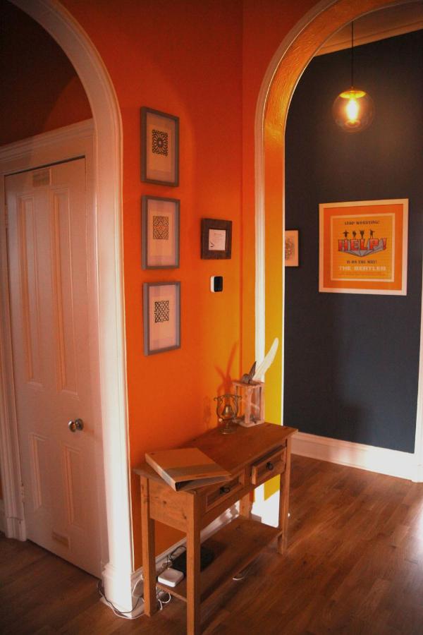 Grand top floor apartment in the Royal Bank House - Chambres d'hôtes Maybole