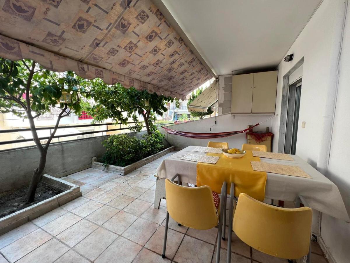 Lemon House - Ferienwohnung Políkhronon