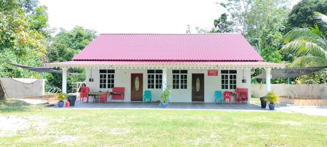 B&B Yan Besar - Homestay D'reendang - Bed and Breakfast Yan Besar