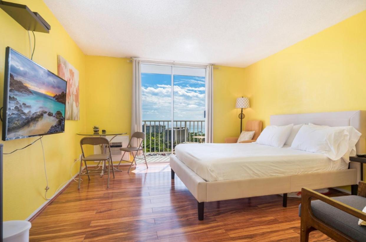Relaxing Ocean View Boutique Condo - 20F - B&B