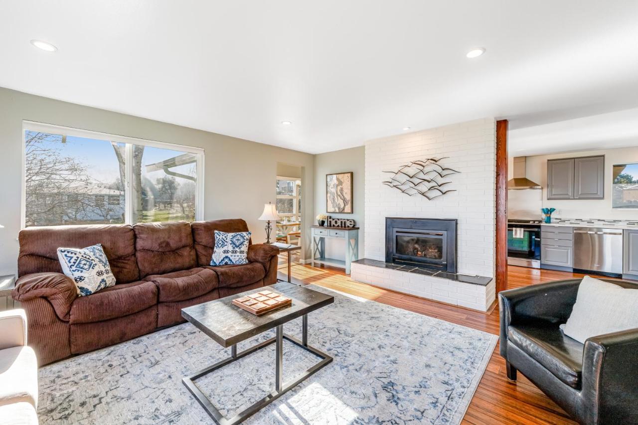 Whidbey Sunrise Formerly Canterbury Sunrise - Chambres d’hôtes Oak Harbor