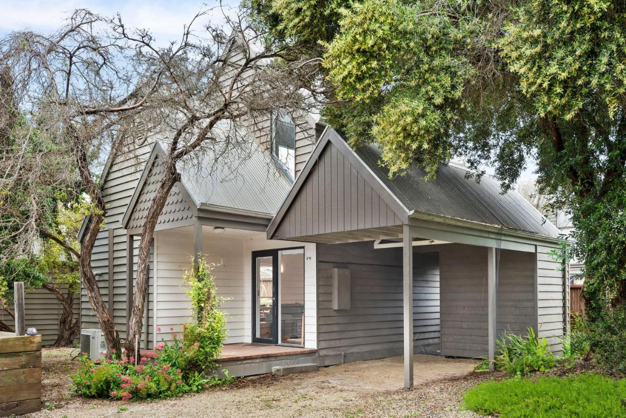 Lonsdale Villa 8 - Bed and Breakfast