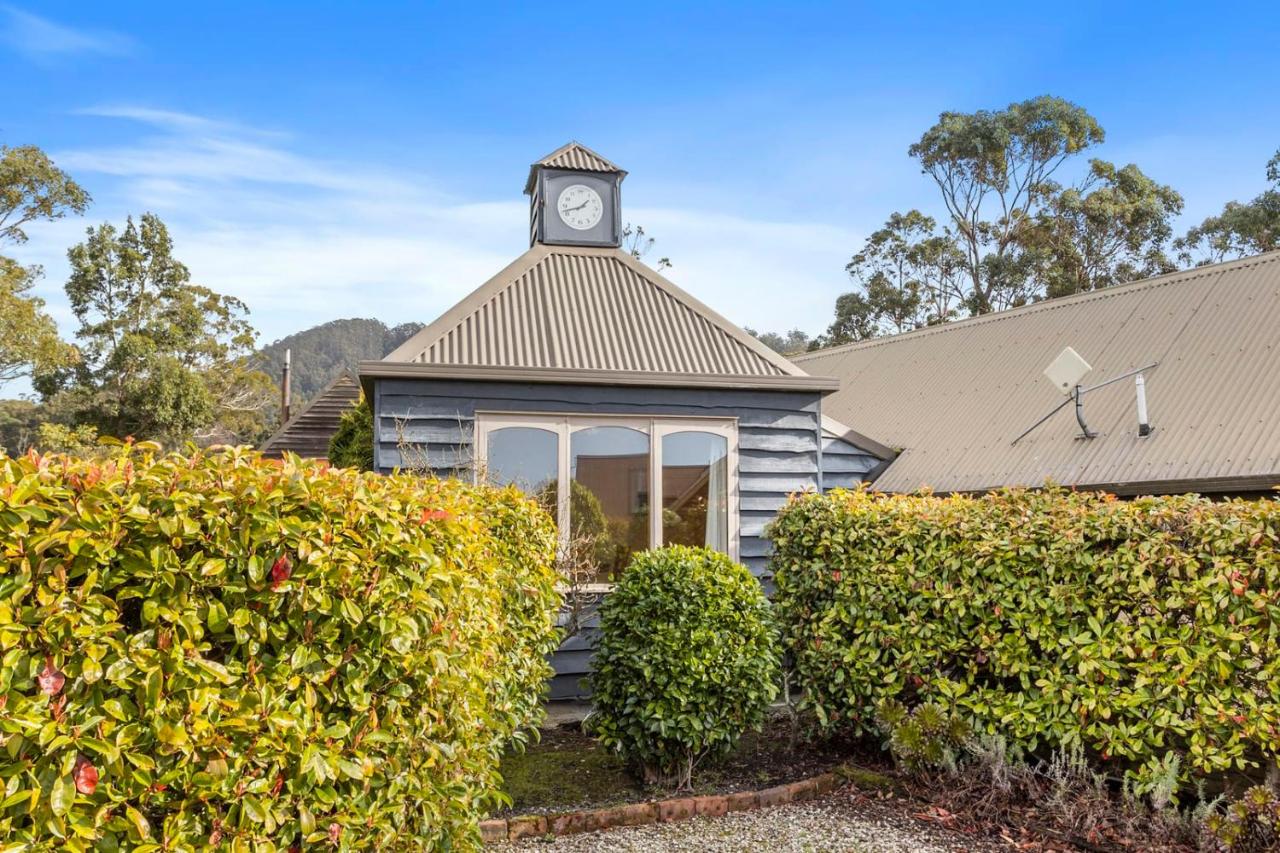 The Clocktower - Serene Stay at Herons Rise Vineyard - Ferienwohnung