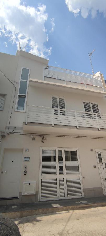 Donna Beatrice aMare beach house - Chambres d’hôtes Donnalucata