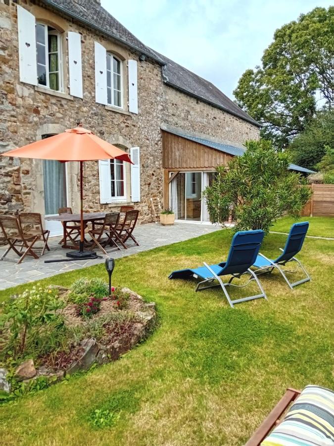 Maison en pierres entre terre et mer.. - B&B