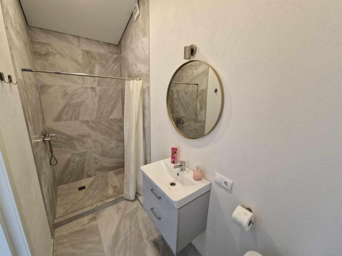 Apartment - Split Level