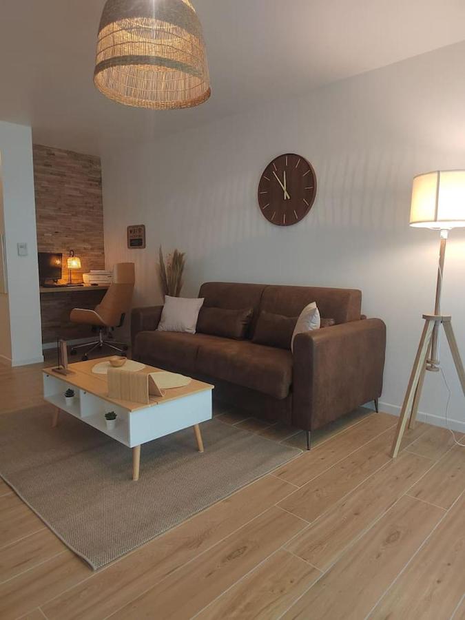 B&B Blagnac - T2 balnéothérapie, jardin, parking, tram, boulodrome - Bed and Breakfast Blagnac