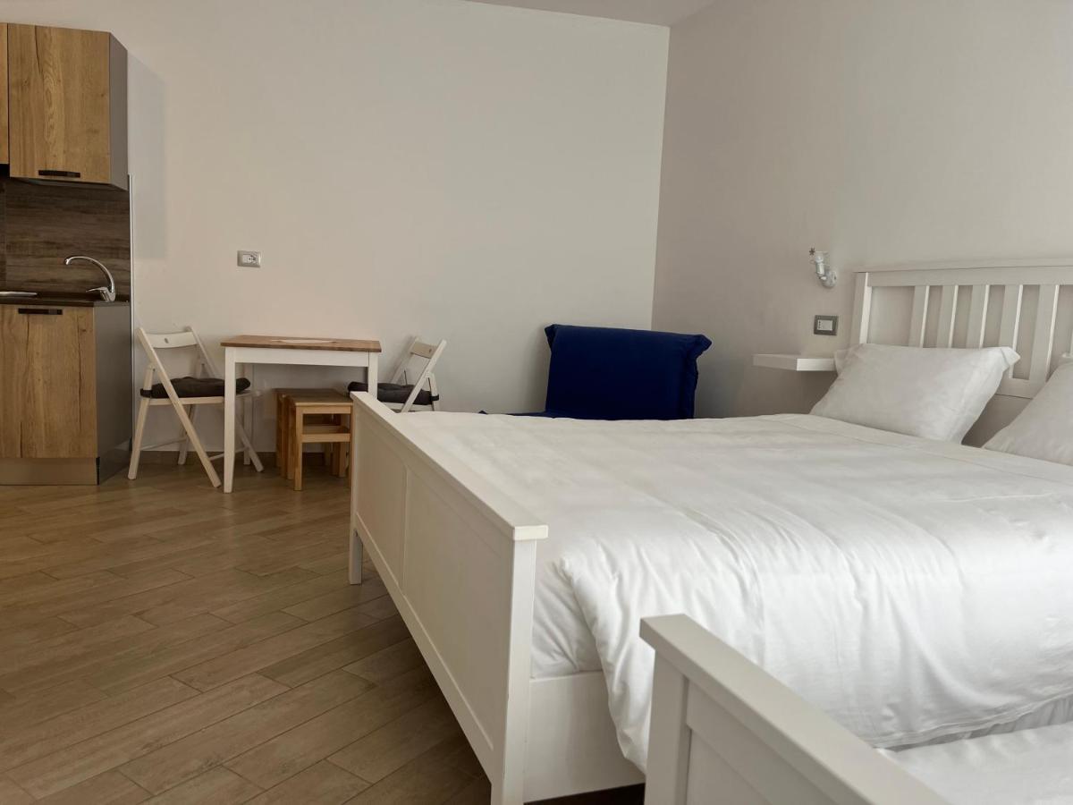 Large Double or Twin Room