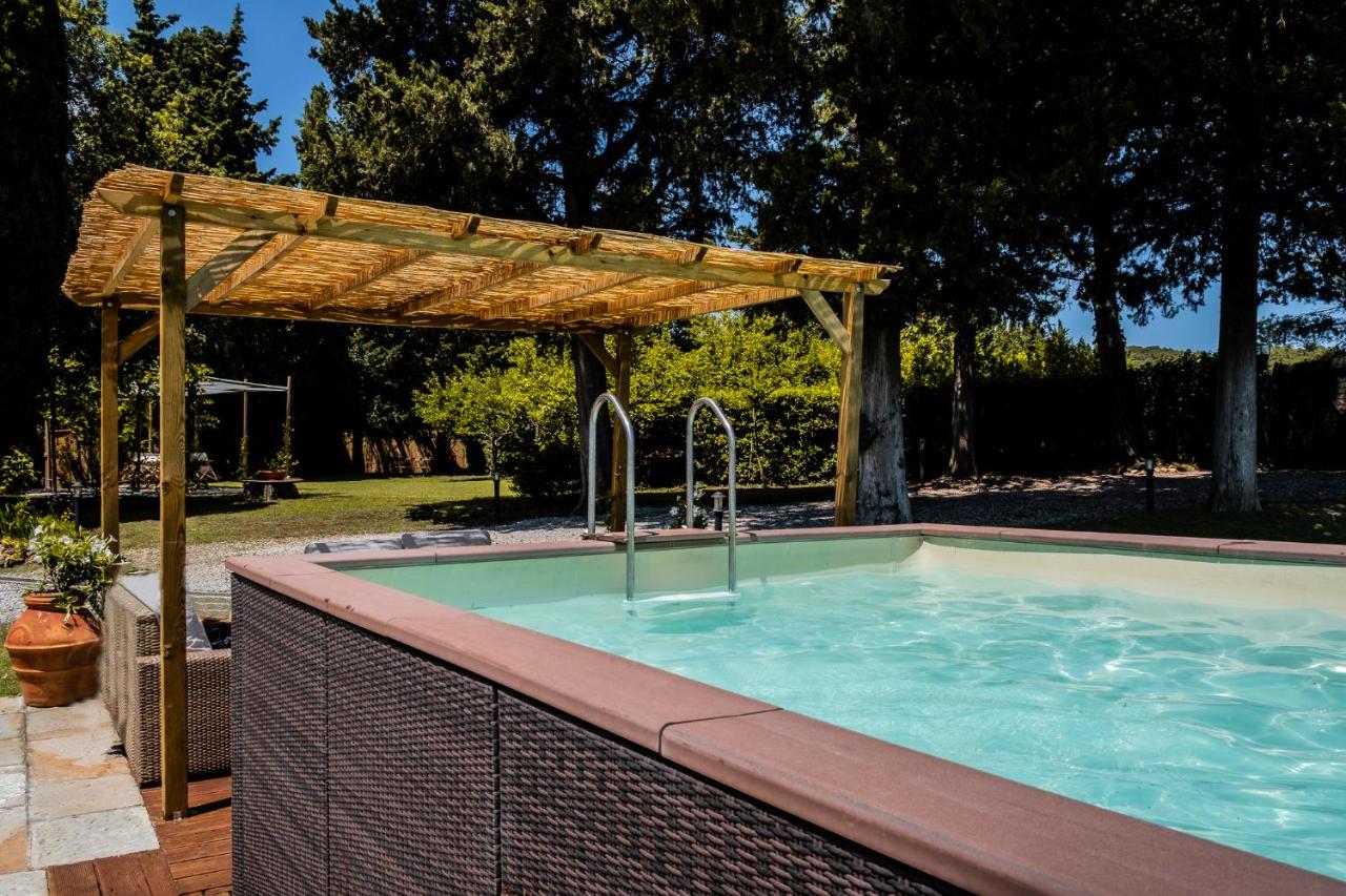CASENUOVE III - Casale con giardino e piscina - B&B Castiglioncello