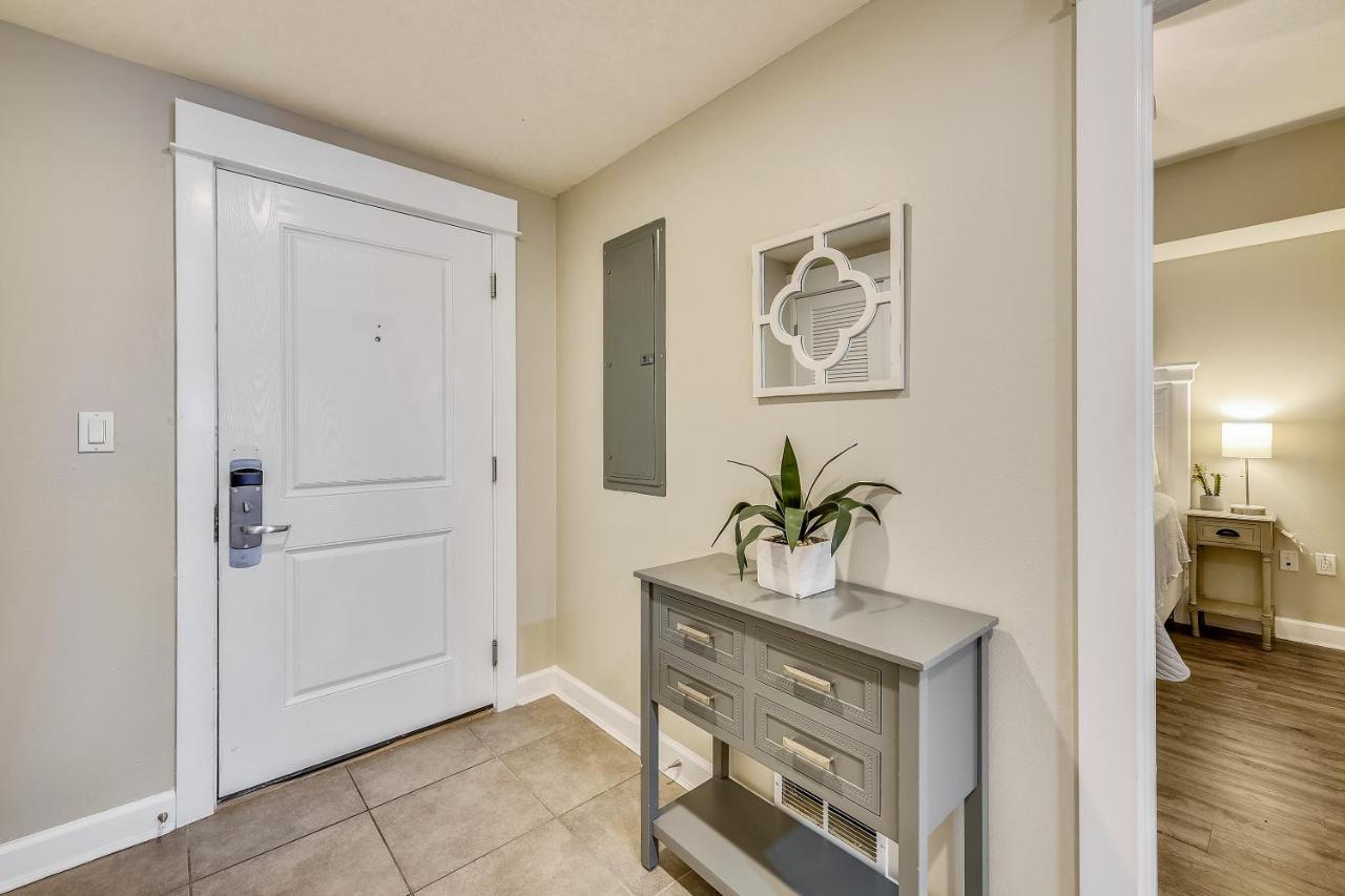 Grand Panama Beach Resort #908-1 by Book That Condo - B&B Panama City Beach