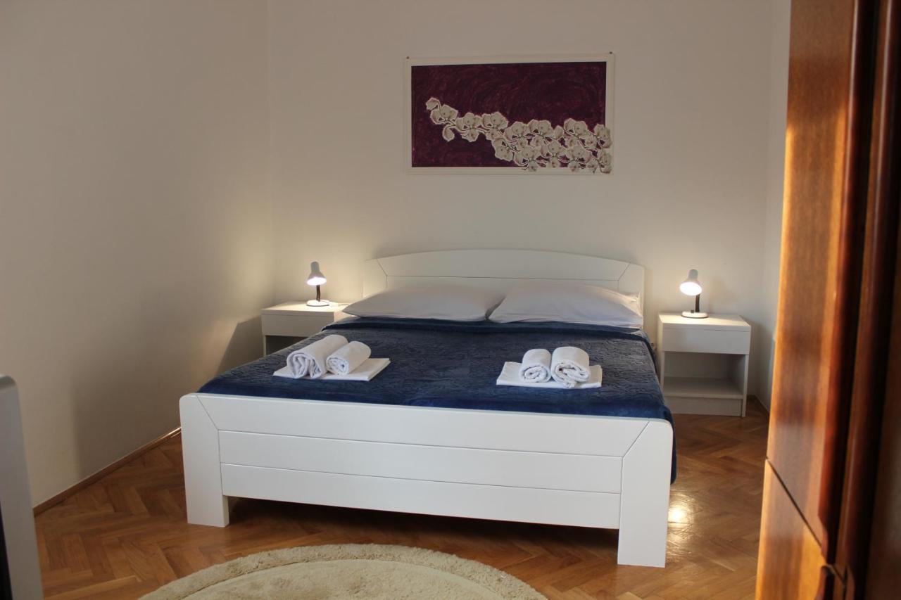 Monolocale con Balcone e Vista Mare