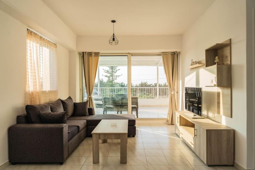 Minodoras Guesthouse - Bed and Breakfast