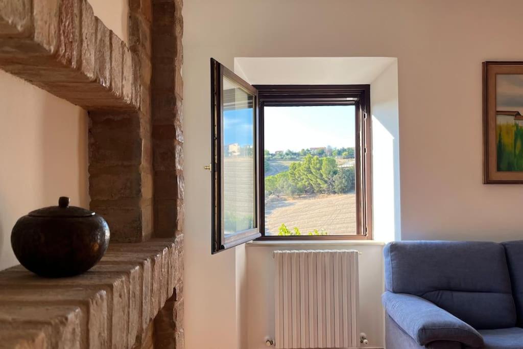[Appartamento con vista] Finestra sulle colline - Chambres d’hôtes Fermo