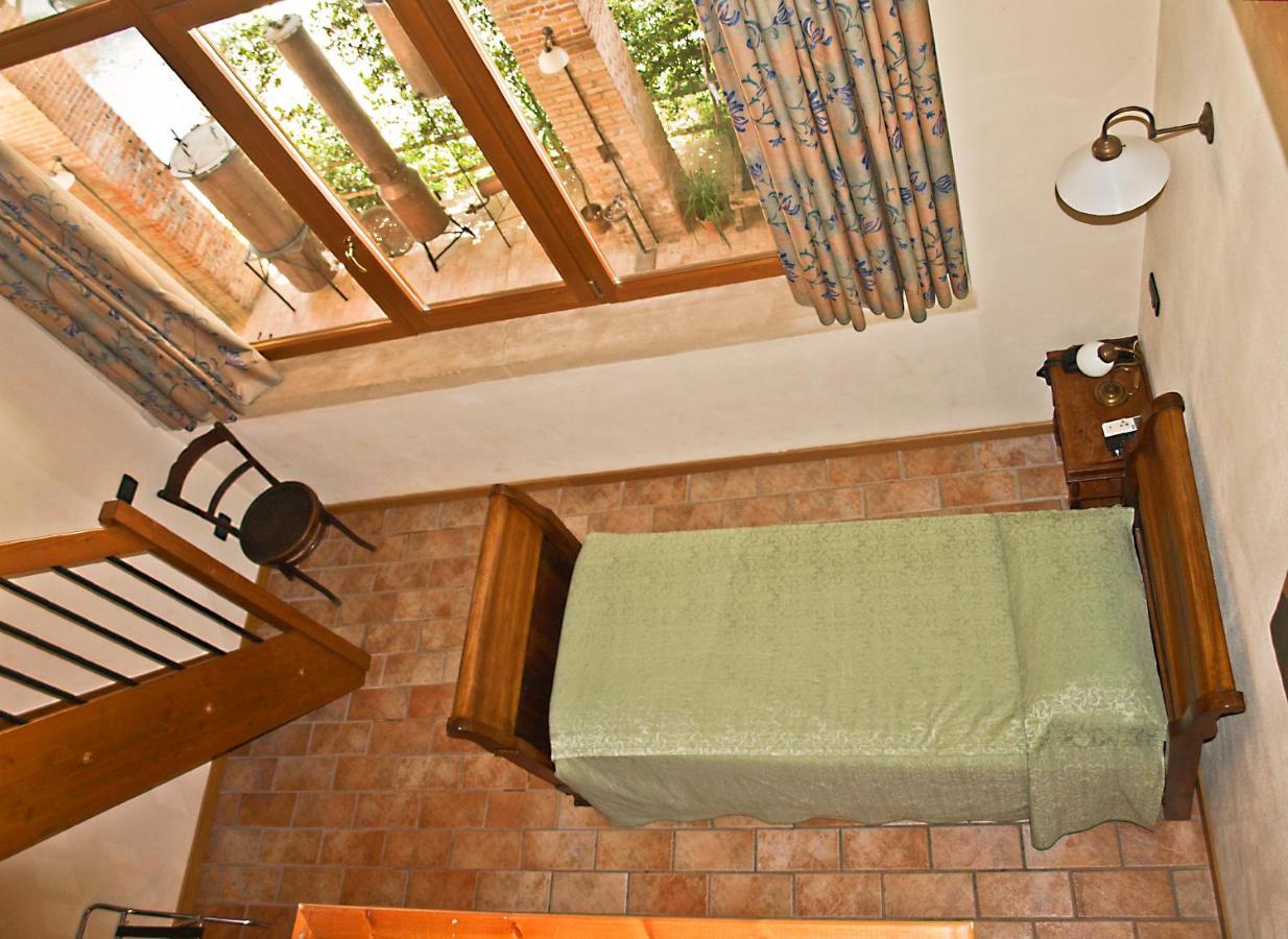 Twin Room - Split Level
